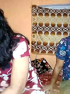Snapshot of hornycouple096 chatting on June 11, 2026, 12:58 pm hornycouple096 online show from June 11, 2026, 12:58 pm