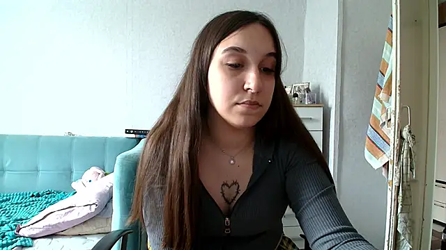 RiannaBrown online show from May 27, 2026, 6:43 am