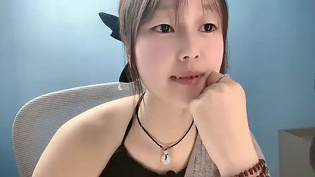 Snapshot of Xiaoqing00 chatting on May 2, 2026, 3:22 am Xiaoqing00 online show from May 2, 2026, 3:22 am