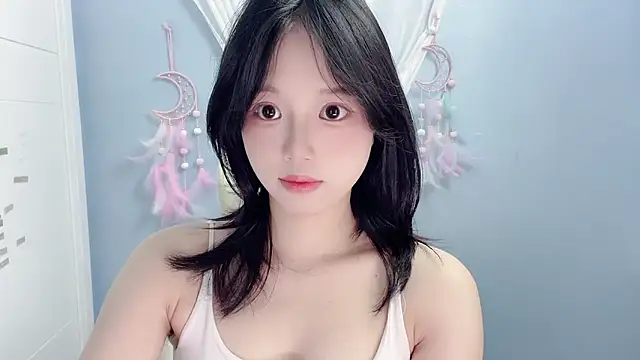 Xiaoqing00 online show from June 12, 2026, 5:39 am