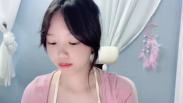 Xiaoqing00 online show from June 21, 2026, 3:42 am
