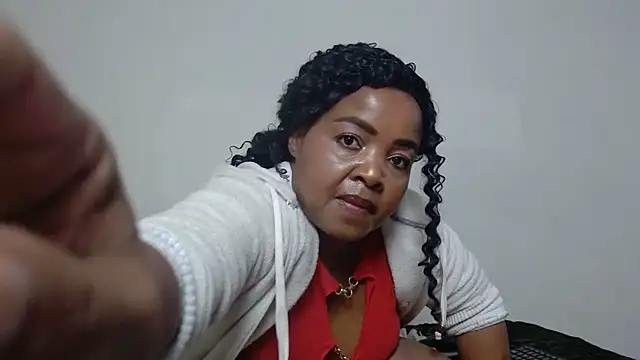 Snapshot of CaramelBaddie16 chatting on June 18, 2026, 11:09 pm CaramelBaddie16 online show from June 18, 2026, 11:09 pm