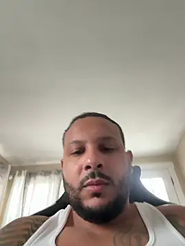 letsgetit30 online show from April 13, 2026, 1:49 pm