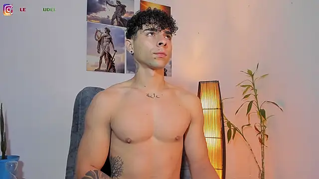 Alex zt7 online show from May 1, 2026, 8:02 pm
