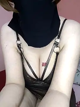 Soso Daloaa online show from May 6, 2026, 5:03 am