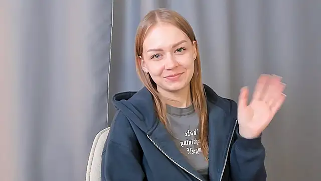 DianneBribiesca online show from April 10, 2026, 6:18 am