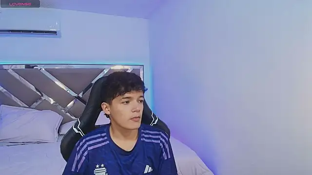 Luca Voss online show from April 18, 2026, 12:09 pm