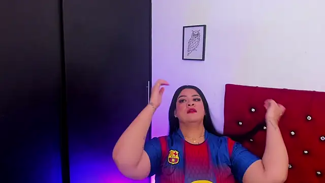 Snapshot of Katty_West chatting on May 12, 2026, 7:55 pm Katty West online show from May 12, 2026, 7:55 pm