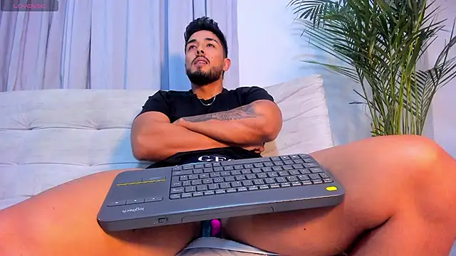 alangreek1 online show from July 20, 2026, 2:26 am