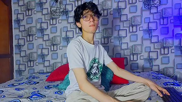 Twink Sebas7 online show from April 12, 2026, 12:21 pm