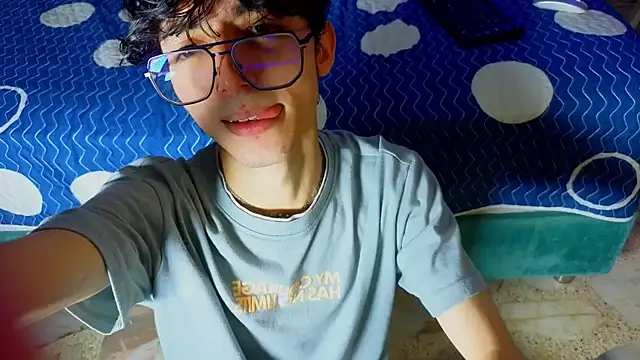 Twink Sebas7 online show from April 14, 2026, 12:11 pm