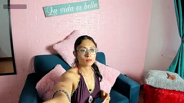 Kat santana online show from April 9, 2026, 10:48 pm