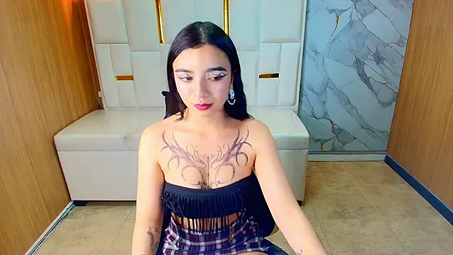 Snapshot of Samantha_petite_tf chatting on May 27, 2026, 3:25 am Samantha petite tf online show from May 27, 2026, 3:25 am