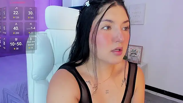 Snapshot of Celestee_21 chatting on May 3, 2026, 8:15 pm Celestee 21 online show from May 3, 2026, 8:15 pm