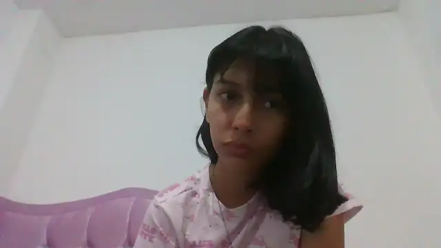 Snapshot of xoxo_anny chatting on July 7, 2026, 1:26 pm xoxo anny online show from July 7, 2026, 1:26 pm
