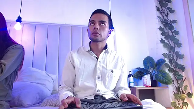 Snapshot of aji_golds chatting on May 28, 2026, 8:50 pm aji golds online show from May 28, 2026, 8:50 pm