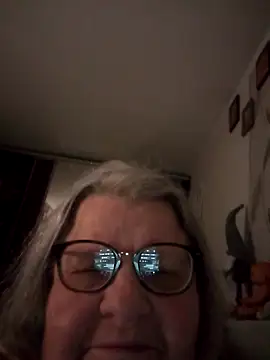 Snapshot of MartaMia68 chatting on May 10, 2026, 6:02 pm MartaMia68 online show from May 10, 2026, 6:02 pm