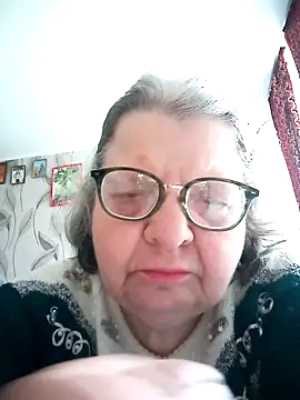 Snapshot of MartaMia68 chatting on May 13, 2026, 9:06 am MartaMia68 online show from May 13, 2026, 9:06 am