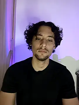 Emilprime online show from April 12, 2026, 3:33 am