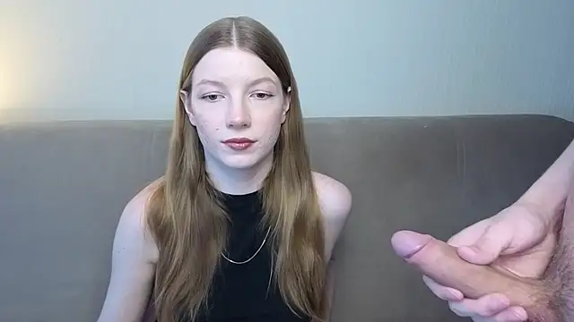 Snapshot of -Kamiko_ chatting on April 14, 2026, 11:27 am -Kamiko online show from April 14, 2026, 11:27 am