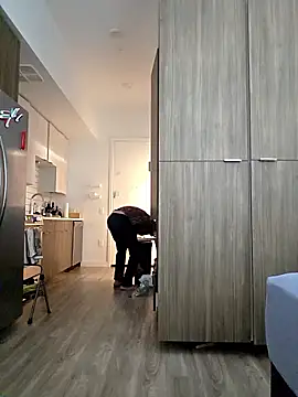 rawanduncut4u online show from April 9, 2026, 10:26 pm