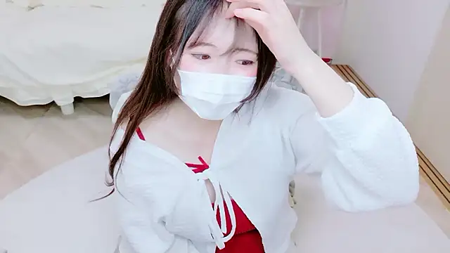 Snapshot of Satomi_nn chatting on April 24, 2026, 4:37 am Satomi nn online show from April 24, 2026, 4:37 am