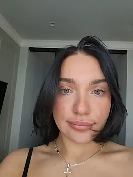 Snapshot of LucyHotty_ chatting on April 13, 2026, 10:10 am LucyHotty online show from April 13, 2026, 10:10 am