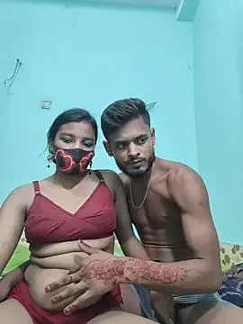 Snapshot of Hot-Couple4 chatting on June 1, 2026, 3:47 pm Hot-Couple4 online show from June 1, 2026, 3:47 pm