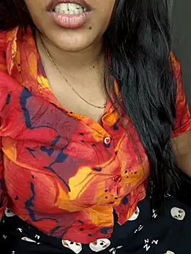 Tamilmoon006 online show from June 26, 2026, 5:50 pm