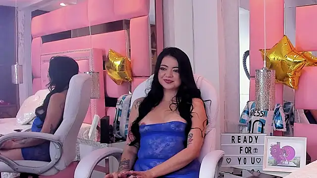 Snapshot of LeilaScott chatting on June 20, 2026, 2:47 am LeilaScott online show from June 20, 2026, 2:47 am