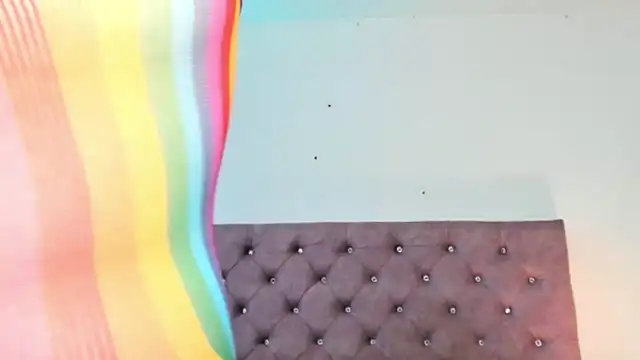 laurenlaine online show from June 3, 2026, 4:26 am