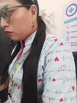 Snapshot of SOFI__10 chatting on July 9, 2026, 12:42 pm SOFI 10 online show from July 9, 2026, 12:42 pm