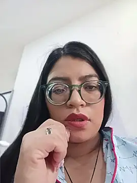 Snapshot of SOFI__10 chatting on July 18, 2026, 12:53 pm SOFI 10 online show from July 18, 2026, 12:53 pm