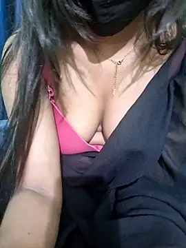 Soni--89 online show from April 28, 2026, 4:23 pm