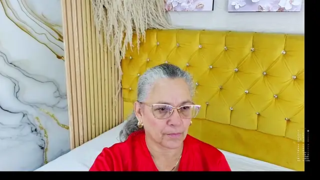 Snapshot of Misevie chatting on May 13, 2026, 3:04 am Misevie online show from May 13, 2026, 3:04 am