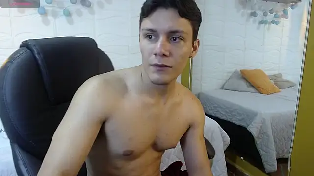 Zayn clausen online show from April 17, 2026, 5:27 pm