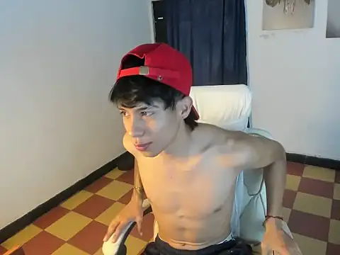 orrduz06 online show from April 13, 2026, 1:55 am