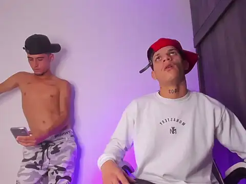 sintabusexo01 online show from April 11, 2026, 10:03 pm