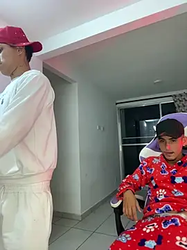 sintabusexo01 online show from April 13, 2026, 4:51 am