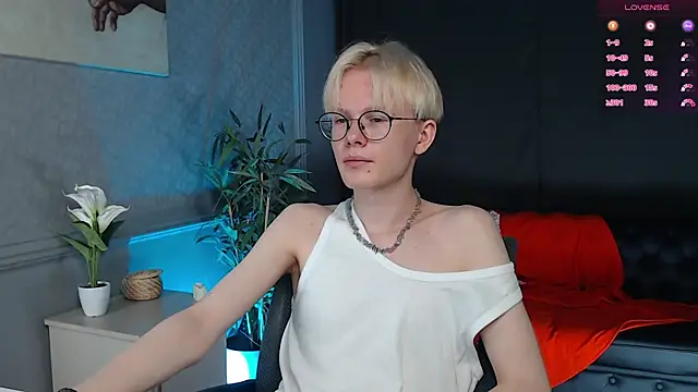 Snapshot of Liam_Blair chatting on July 9, 2026, 10:30 am Liam Blair online show from July 9, 2026, 10:30 am