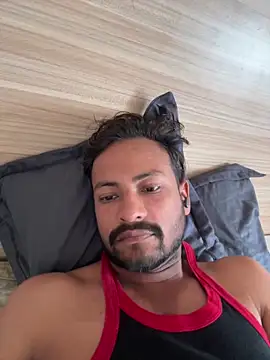 Snapshot of newdelhiBOY_ chatting on June 13, 2026, 6:44 am newdelhiBOY online show from June 13, 2026, 6:44 am