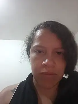 angelplu online show from April 11, 2026, 12:04 am