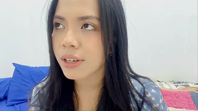 LiliyanaS online show from May 24, 2026, 1:16 pm