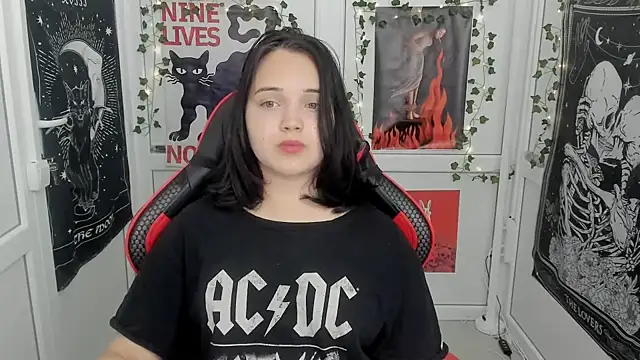 Caroline cutte online show from July 23, 2026, 6:44 am