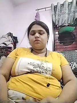 hotsilk21 online show from May 18, 2026, 5:52 pm