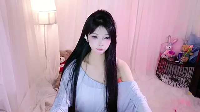 Snapshot of Zoe-001 chatting on May 21, 2026, 2:02 pm Zoe-001 online show from May 21, 2026, 2:02 pm
