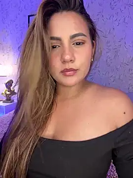 Snapshot of Brenda_Brm chatting on April 18, 2026, 7:07 pm Brenda Brm online show from April 18, 2026, 7:07 pm