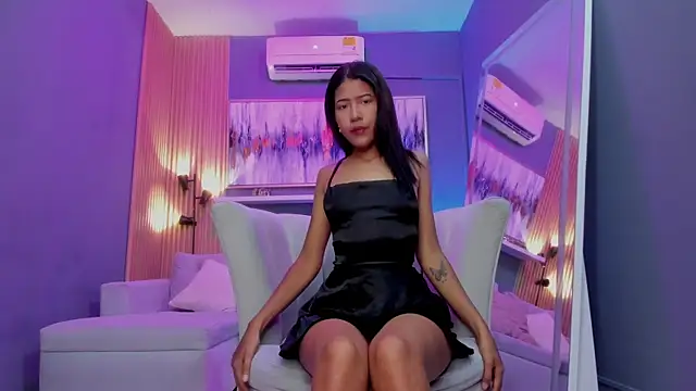 Snapshot of ivania_lua chatting on April 21, 2026, 12:55 pm ivania lua online show from April 21, 2026, 12:55 pm