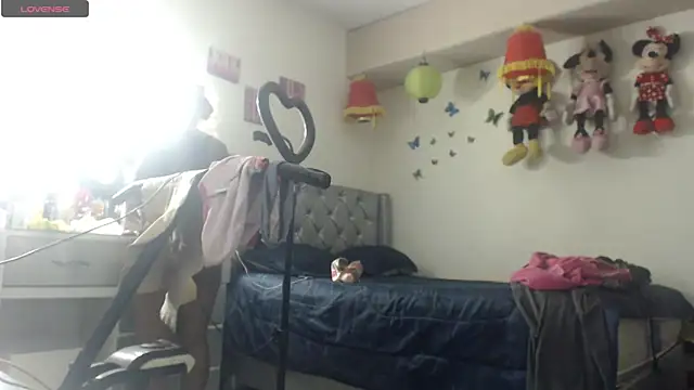 hotbrunettecasandra online show from October 20, 2025, 2:17 pm