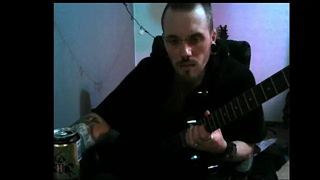 Snapshot of THatRandomMetalHead chatting on April 17, 2026, 11:08 pm THatRandomMetalHead online show from April 17, 2026, 11:08 pm